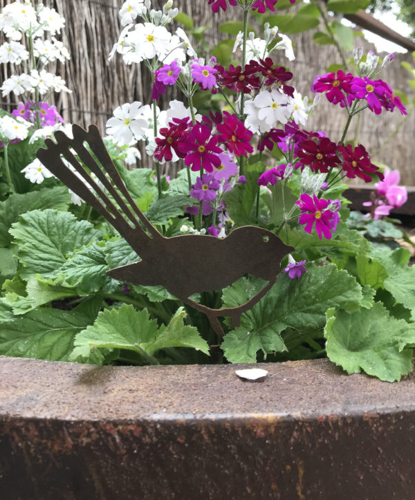 Wagtail Pot Decoration - Australian Made Rusted Metal Garden Art - Image 6