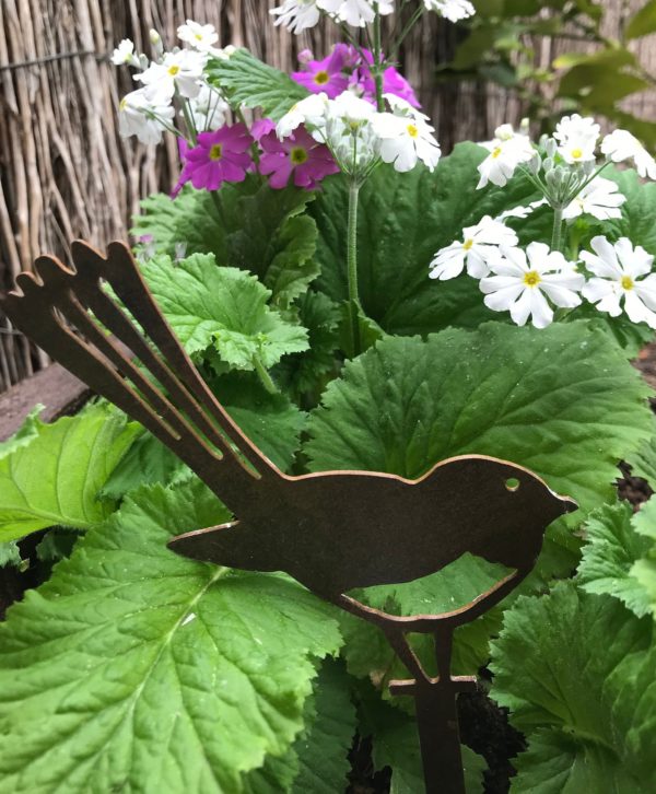 Wagtail Pot Decoration - Australian Made Rusted Metal Garden Art - Image 4