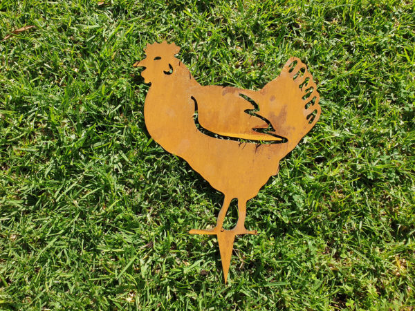 Standing Hen Family Garden Stake - Australian Made Rusted Metal Garden Art - Image 8