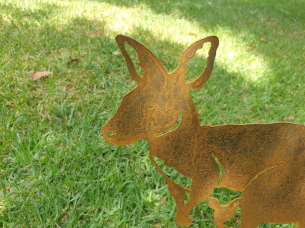 Kangaroo Garden Stake - Australian Made Rusted Metal Garden Art - Image 5