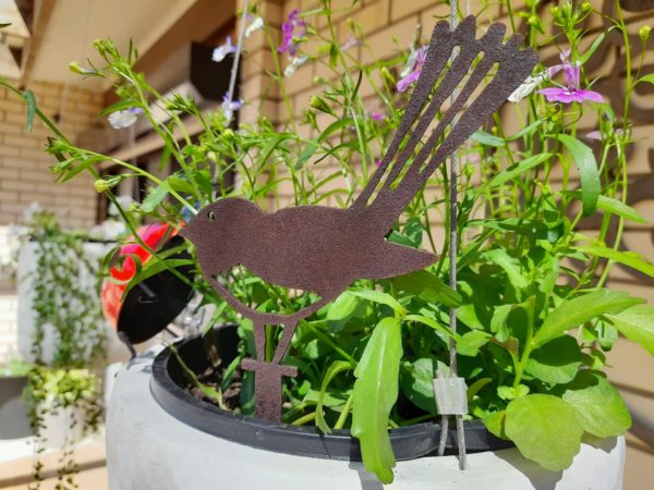 Wagtail Pot Decoration - Australian Made Rusted Metal Garden Art - Image 2