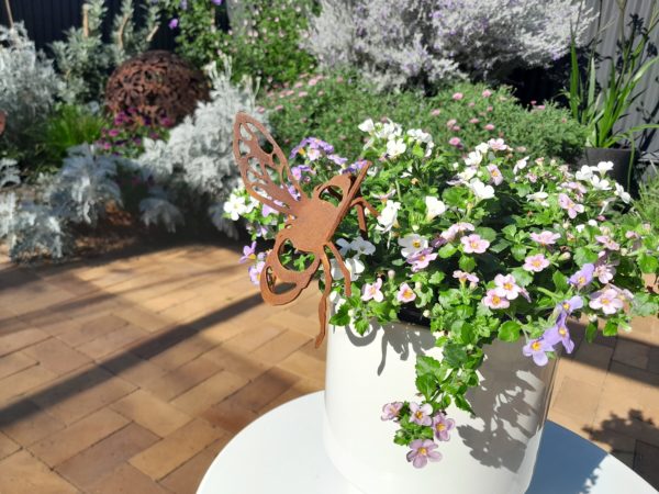Bumble Bee Pot Decoration - Australian Made Rusted Metal Garden Art - Image 6